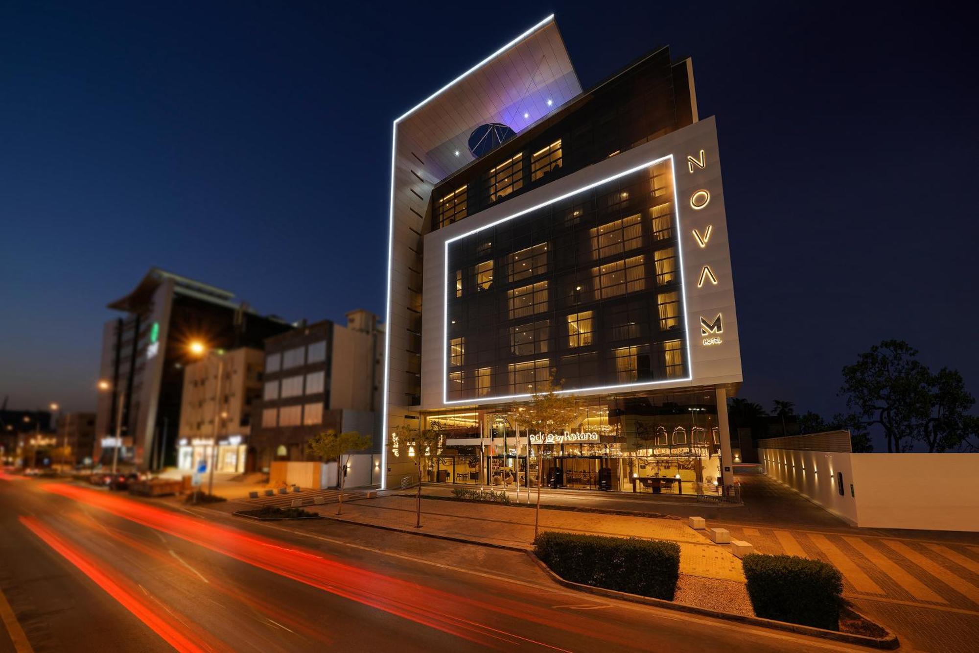 Nova M Hotel, Edge By Rotana Эр-Рияд Экстерьер фото